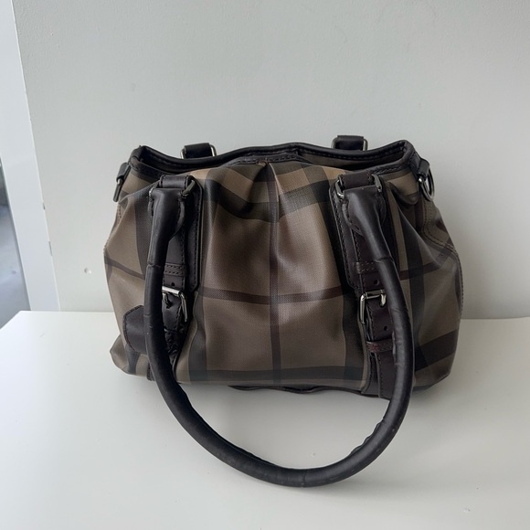 Burberry Nova Check Handbag - Picture 5 of 6